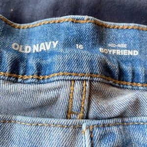 Bundle of 2 Old Navy size 16 Boyfriend jeans